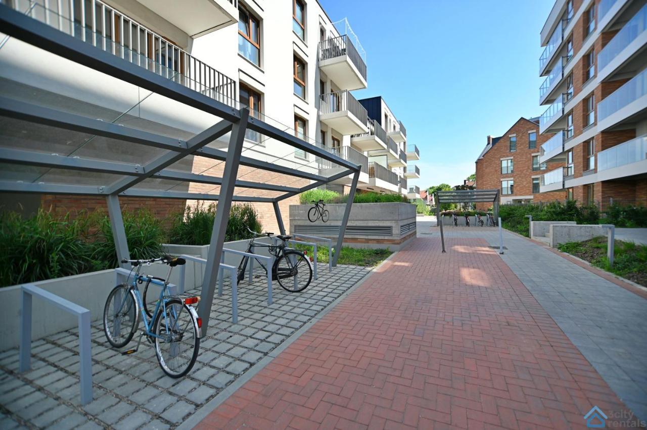 Beige 3City Apartment With Parking In Gdansk By Noclegi Renters ภายนอก รูปภาพ