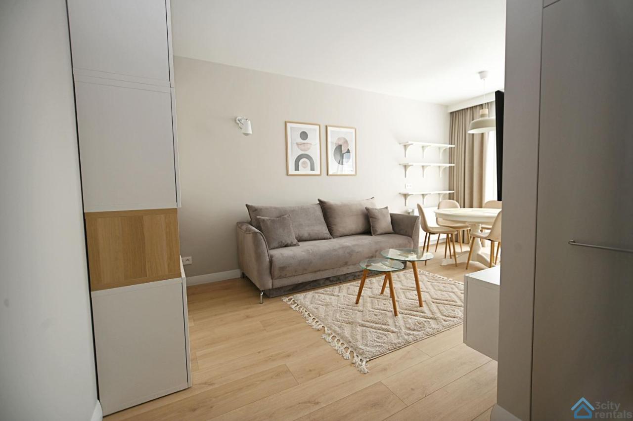 Beige 3City Apartment With Parking In Gdansk By Noclegi Renters ภายนอก รูปภาพ