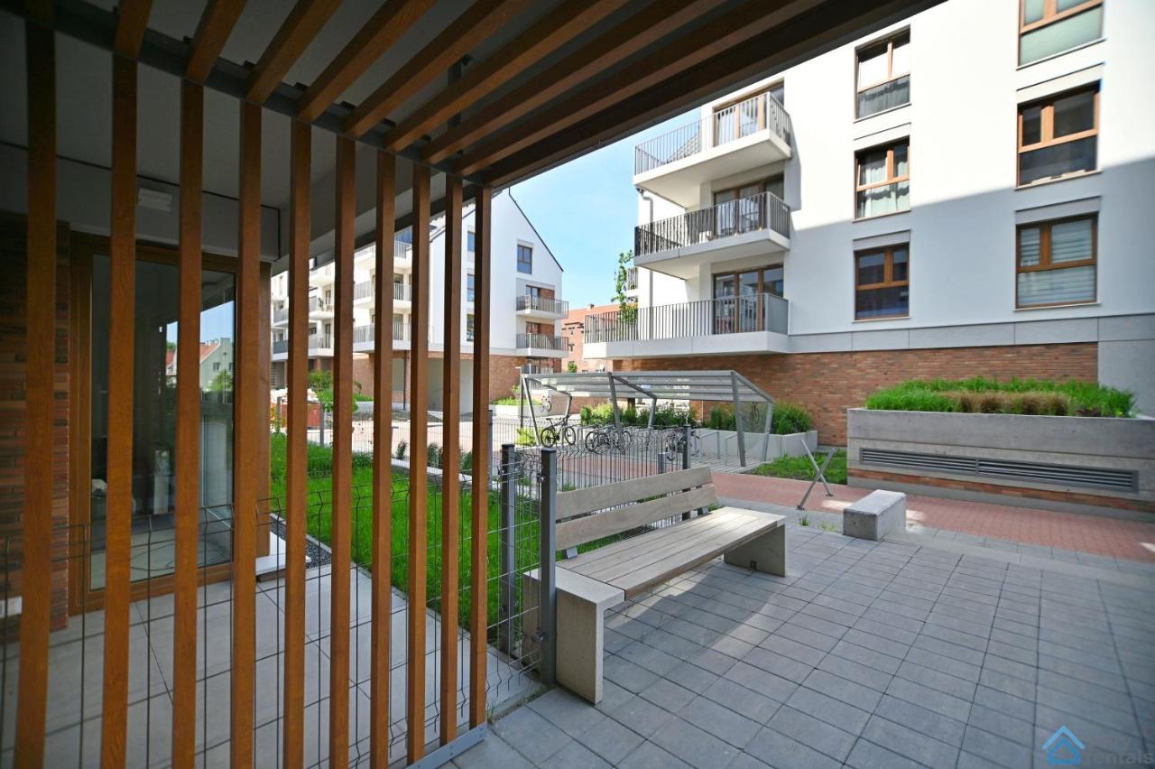Beige 3City Apartment With Parking In Gdansk By Noclegi Renters ภายนอก รูปภาพ