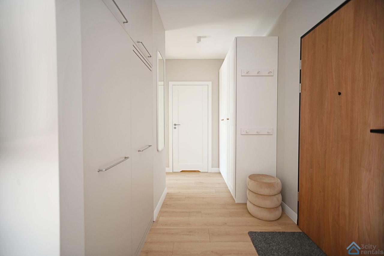 Beige 3City Apartment With Parking In Gdansk By Noclegi Renters ภายนอก รูปภาพ